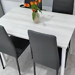 דירה Rosa's With Terrace קליארי