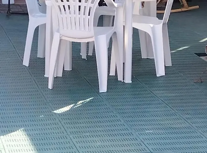 Rosa's With Terrace شقة كالياري