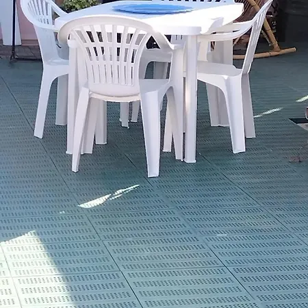 Rosa's With Terrace Apartment Cagliari