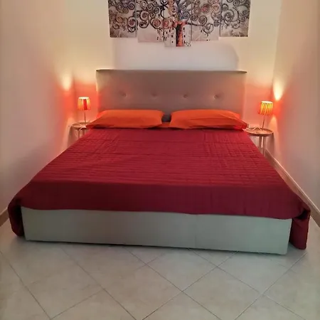 Rosa's With Terrace Cagliari