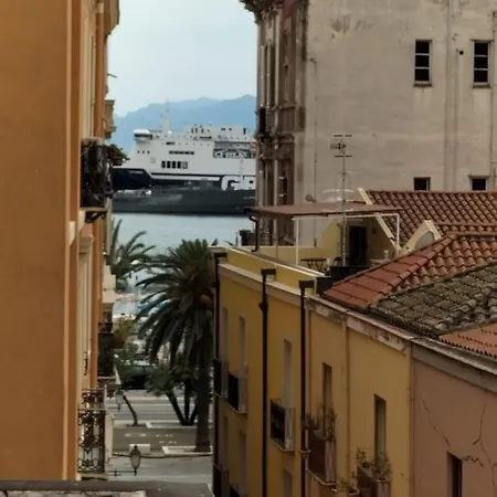 Rosa's With Terrace * Cagliari