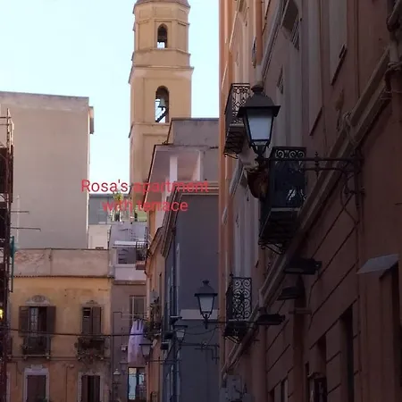 Rosa's With Terrace Appartamento *